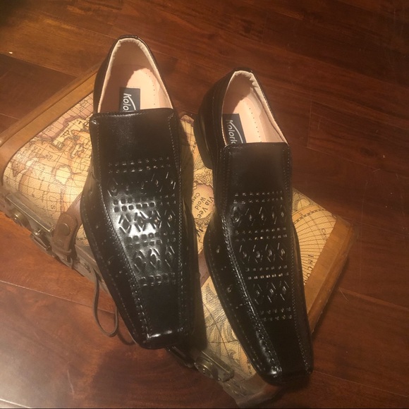 Kolorland Black size 10 and 10.5, 9.5